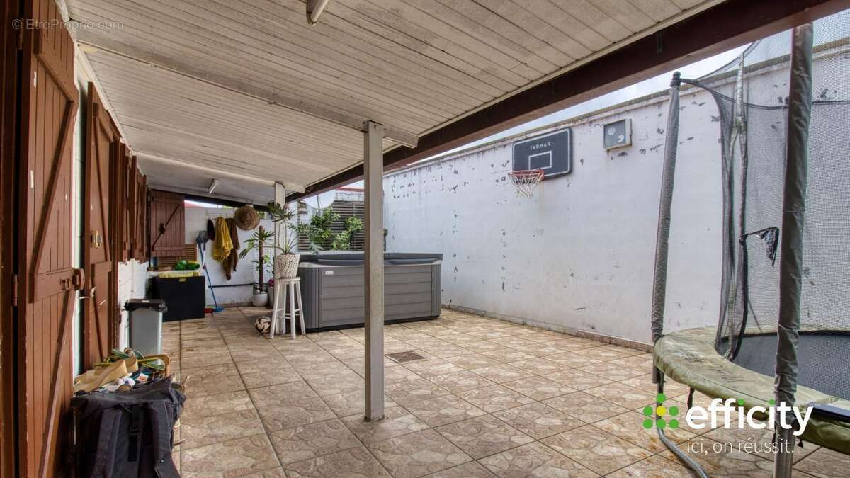 Maison à SAINTE-MARIE