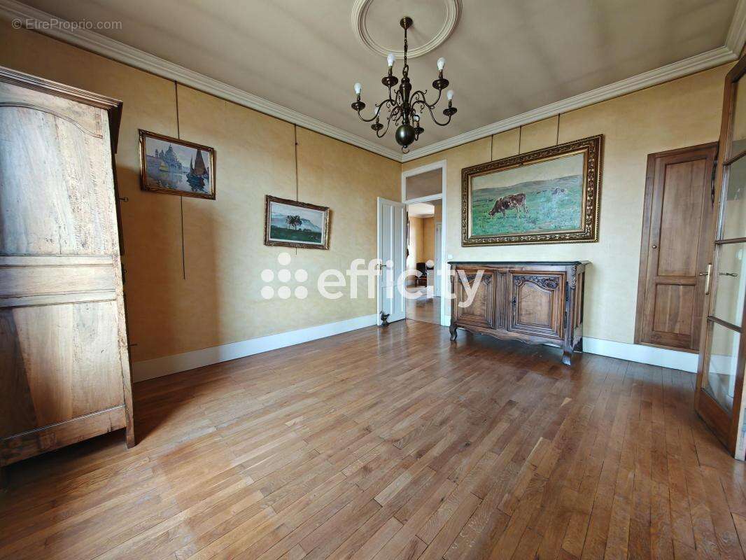 Appartement à VOIRON