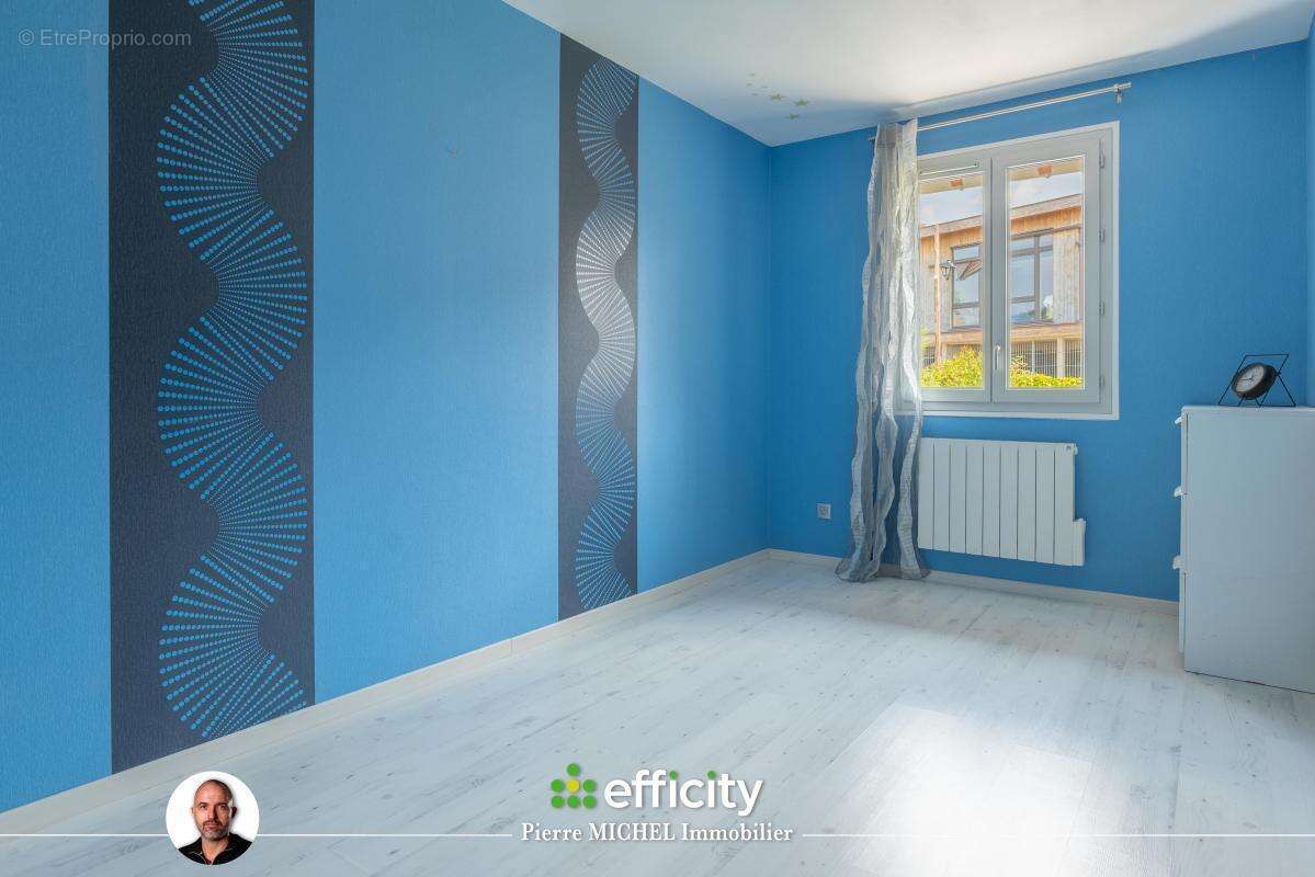 Appartement à MONTROTTIER