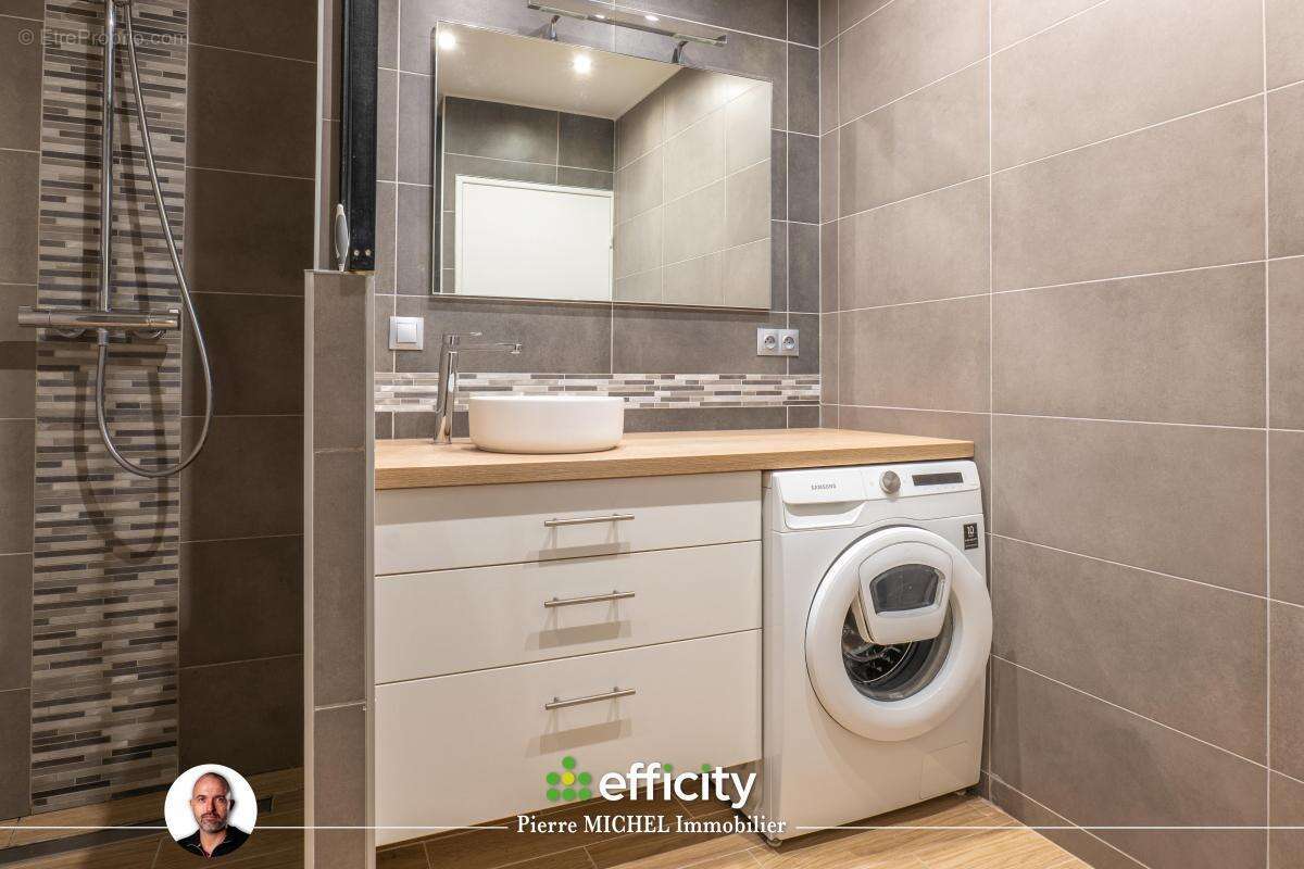 Appartement à MONTROTTIER