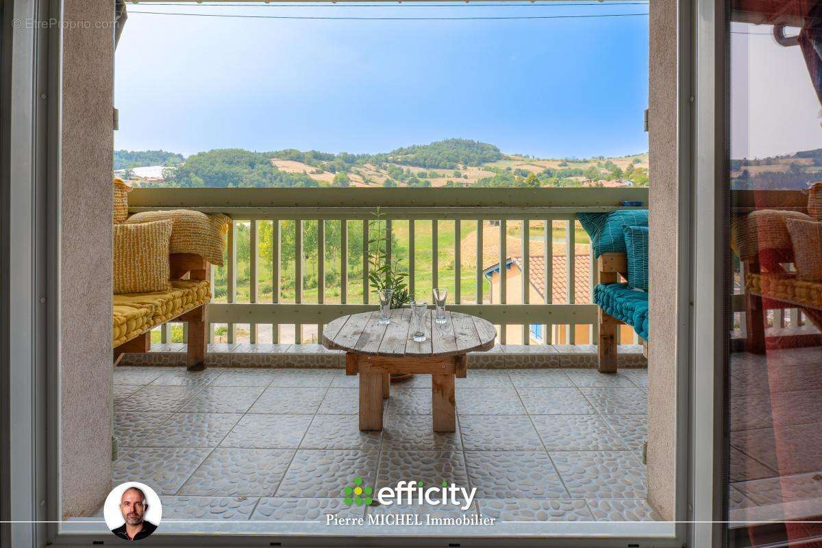 Appartement à MONTROTTIER