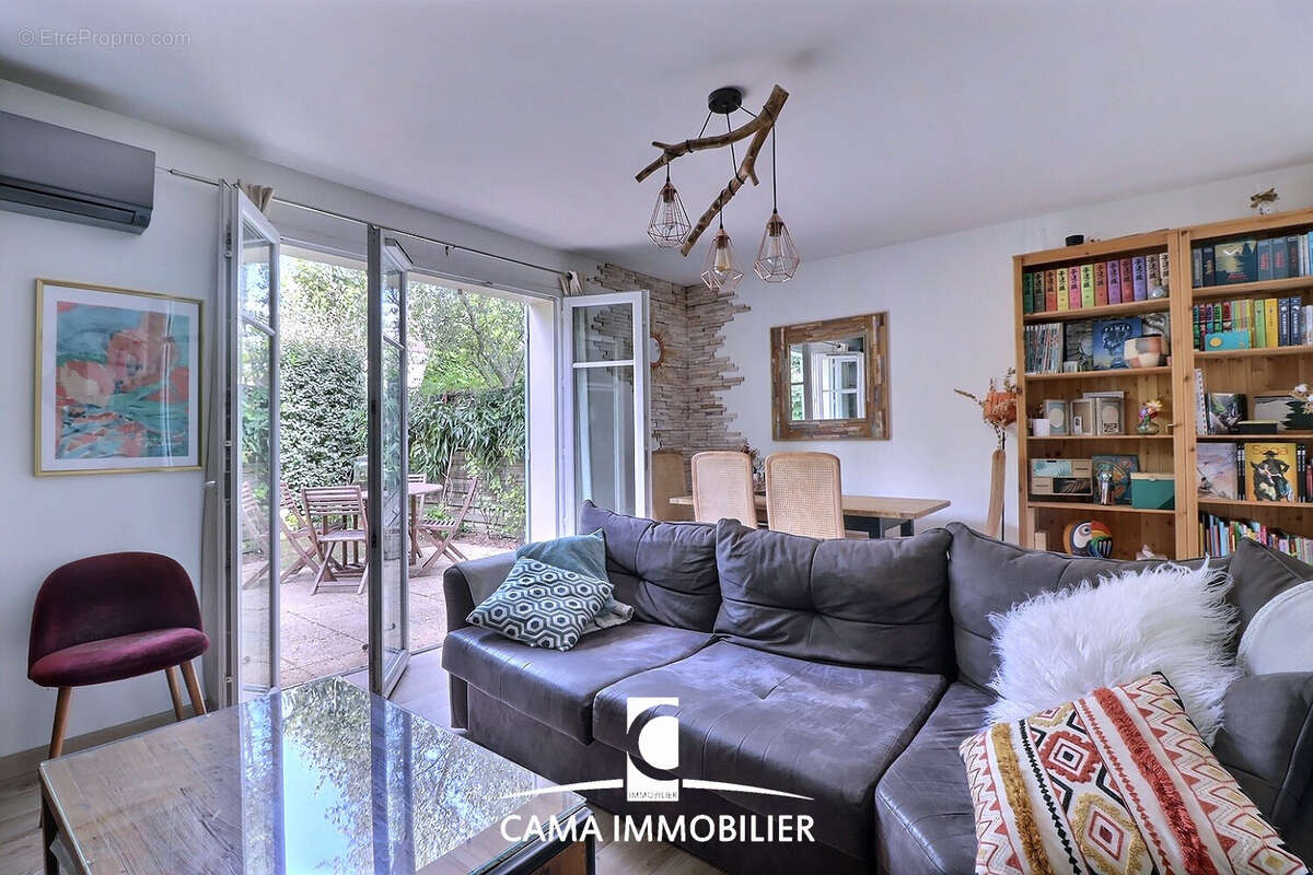 Maison à FONTENAY-LE-FLEURY