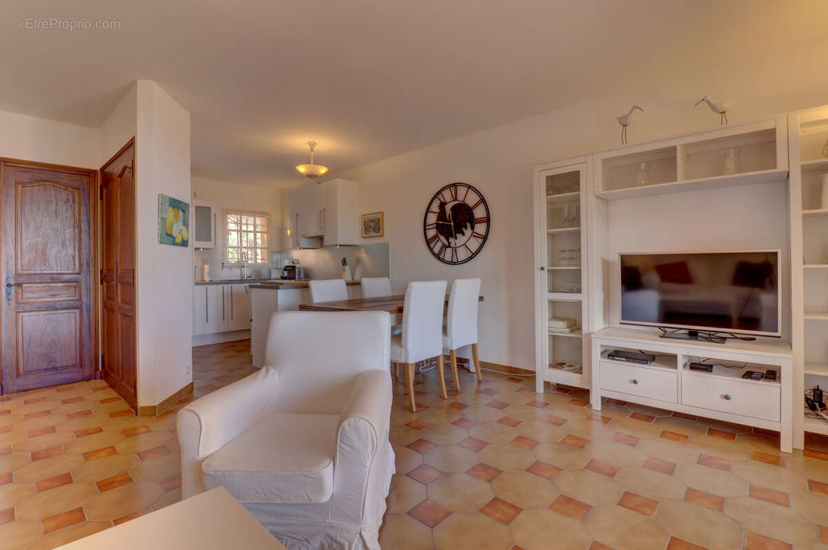 Maison à THEOULE-SUR-MER