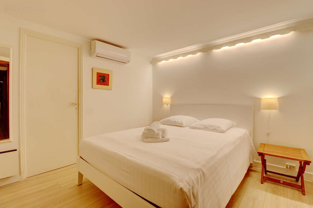 Maison à THEOULE-SUR-MER