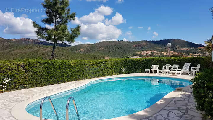 Maison à THEOULE-SUR-MER