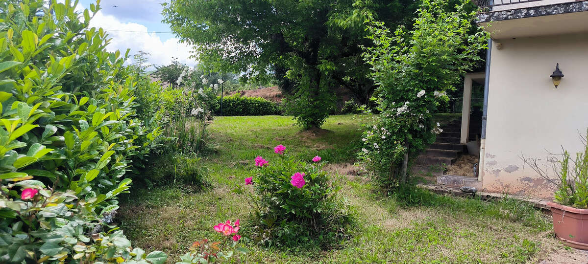Maison à CLAIRVAUX-D&#039;AVEYRON