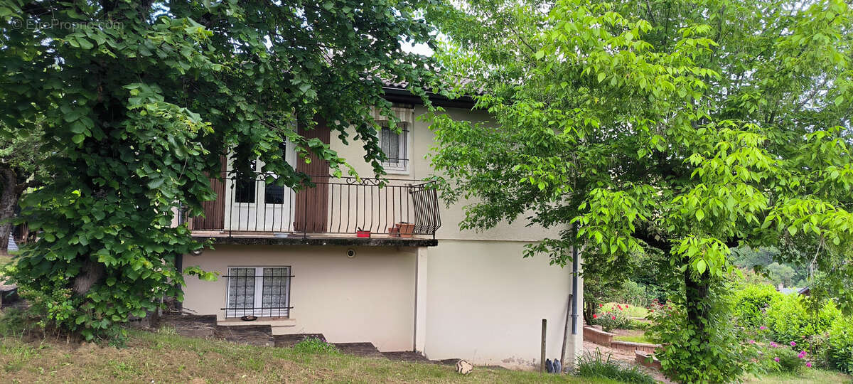 Maison à CLAIRVAUX-D&#039;AVEYRON