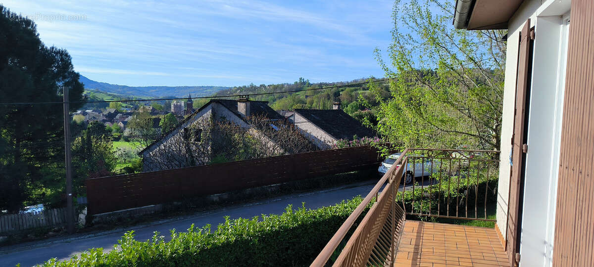 Maison à CLAIRVAUX-D&#039;AVEYRON
