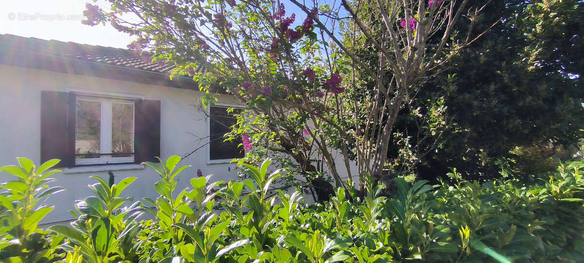 Maison à CLAIRVAUX-D&#039;AVEYRON