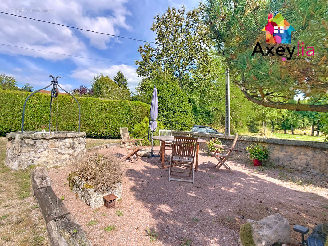 Maison à LA TUILIERE