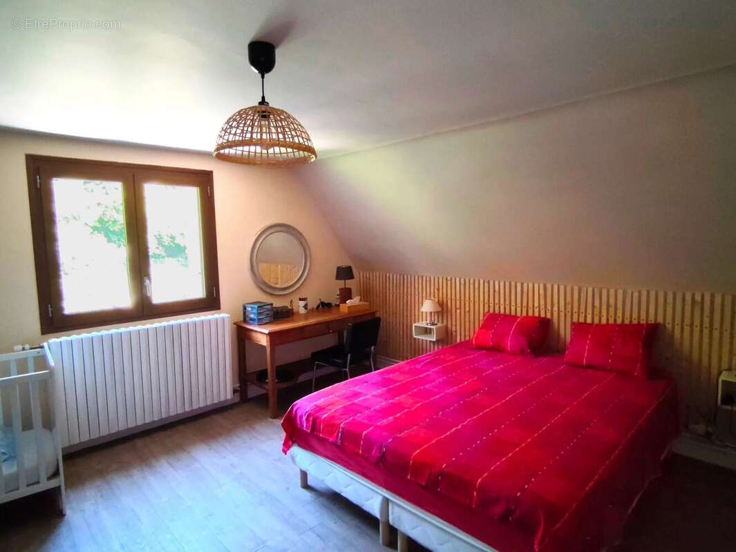 Maison à SAINT-GEOIRE-EN-VALDAINE