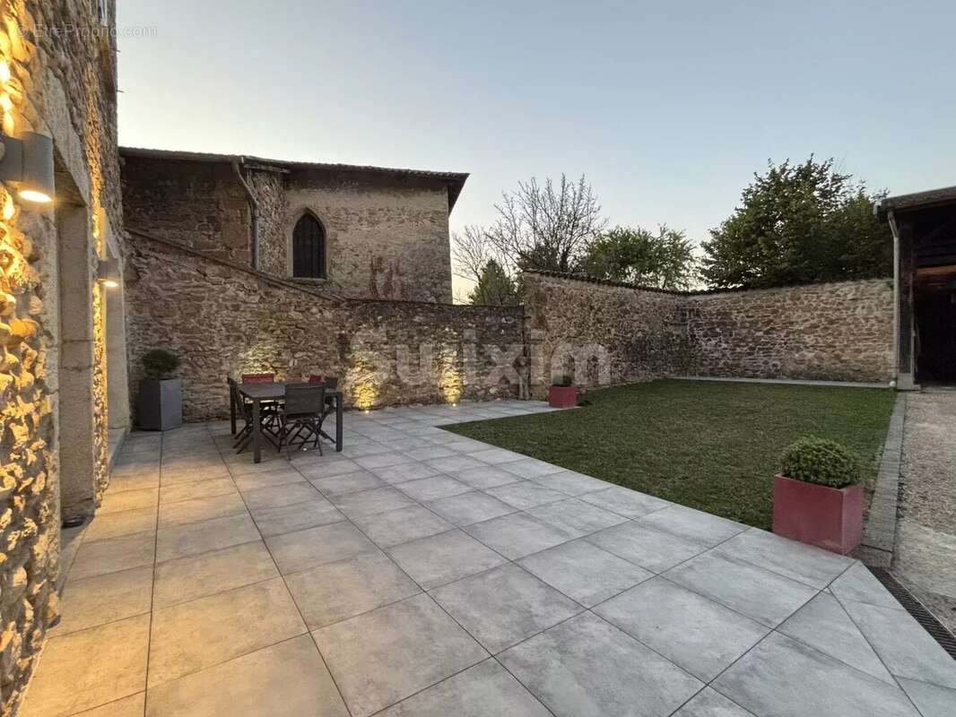 Maison à AMBERIEU-EN-BUGEY