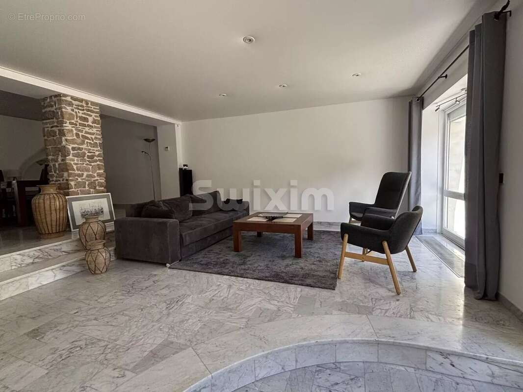 Maison à AMBERIEU-EN-BUGEY