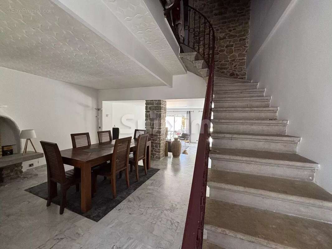 Maison à AMBERIEU-EN-BUGEY