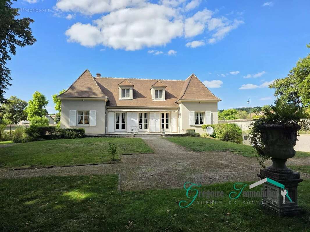 Maison à BOURRON-MARLOTTE