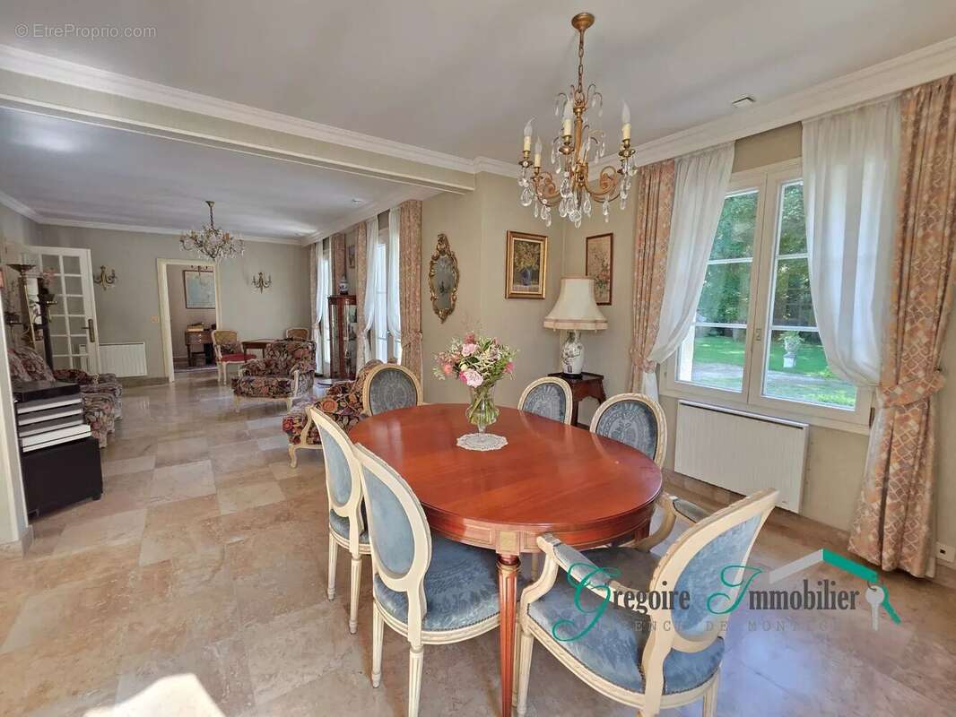 Maison à BOURRON-MARLOTTE