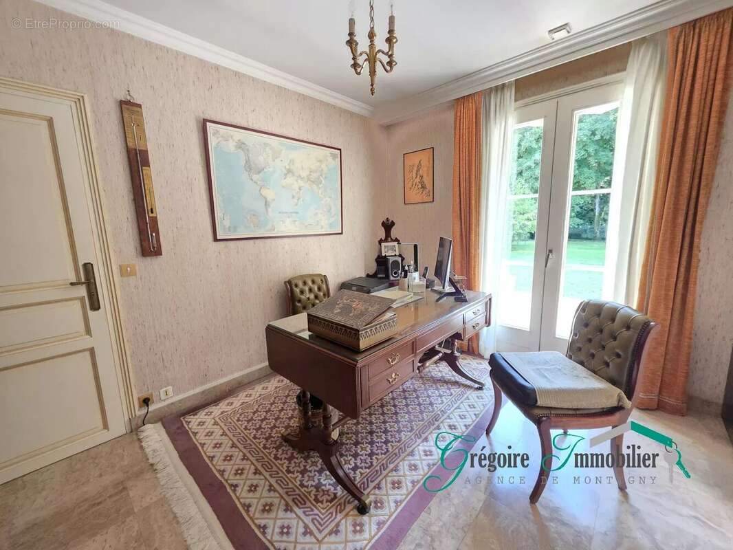 Maison à BOURRON-MARLOTTE