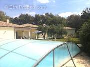 Maison à FOURQUES-SUR-GARONNE