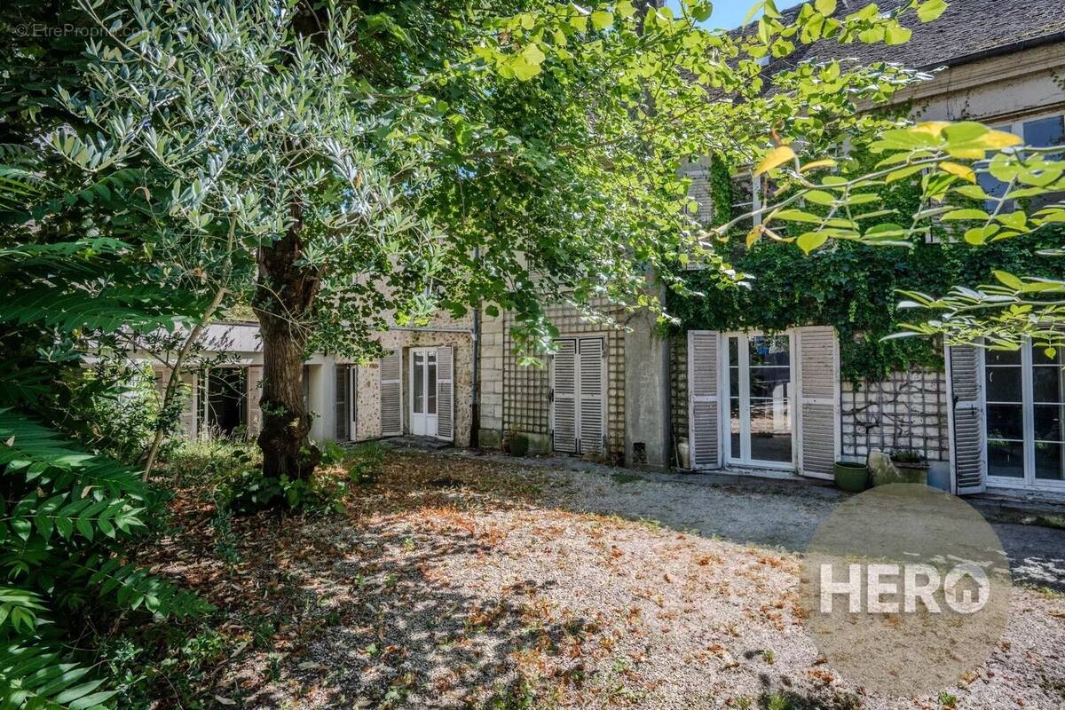 Maison à MONTFORT-L&#039;AMAURY