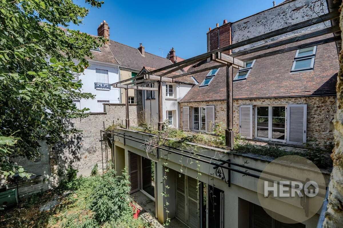 Maison à MONTFORT-L&#039;AMAURY