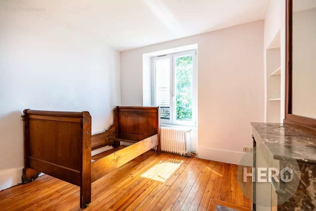 Maison à MONTFORT-L&#039;AMAURY