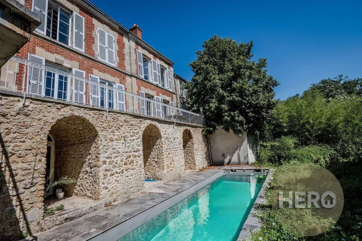 Maison à MONTFORT-L&#039;AMAURY