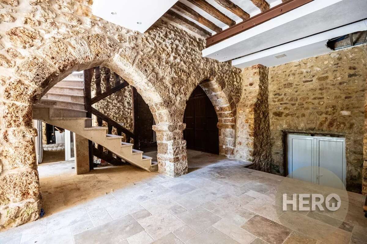 Maison à MONTFORT-L&#039;AMAURY