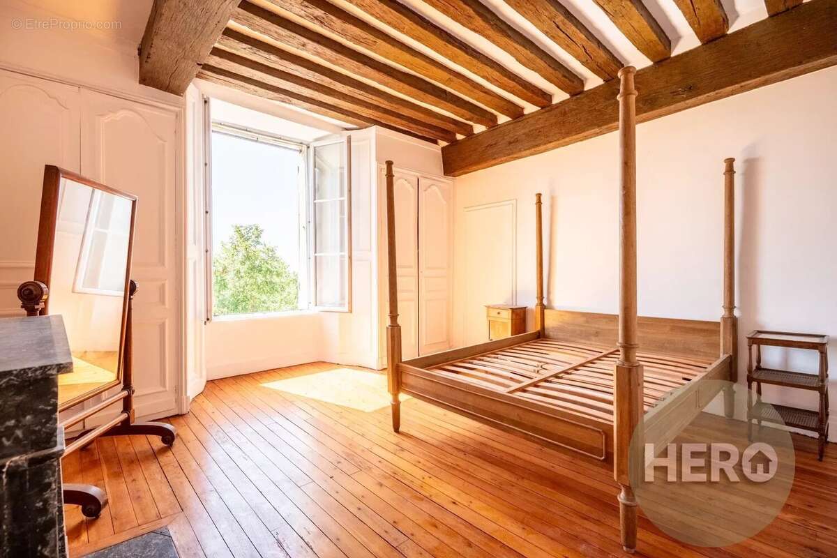 Maison à MONTFORT-L&#039;AMAURY