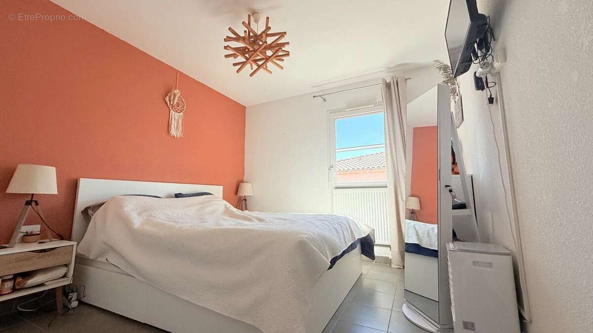 Appartement à POURCIEUX