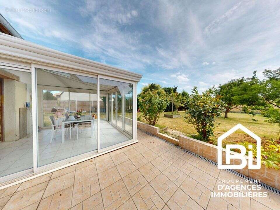 Maison à HERMANVILLE-SUR-MER