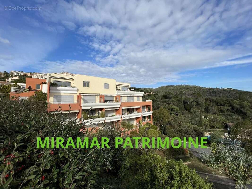 Appartement à MANDELIEU-LA-NAPOULE