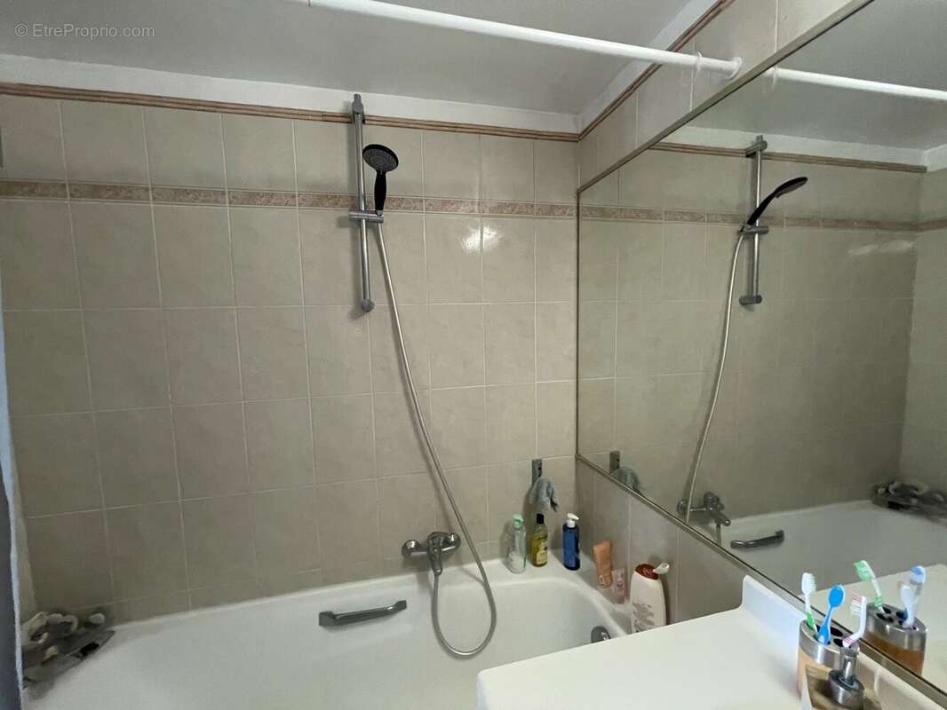 Appartement à MANDELIEU-LA-NAPOULE