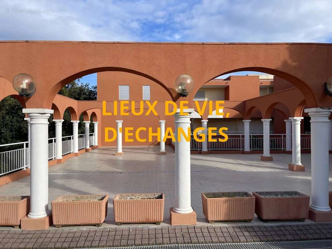 Appartement à MANDELIEU-LA-NAPOULE