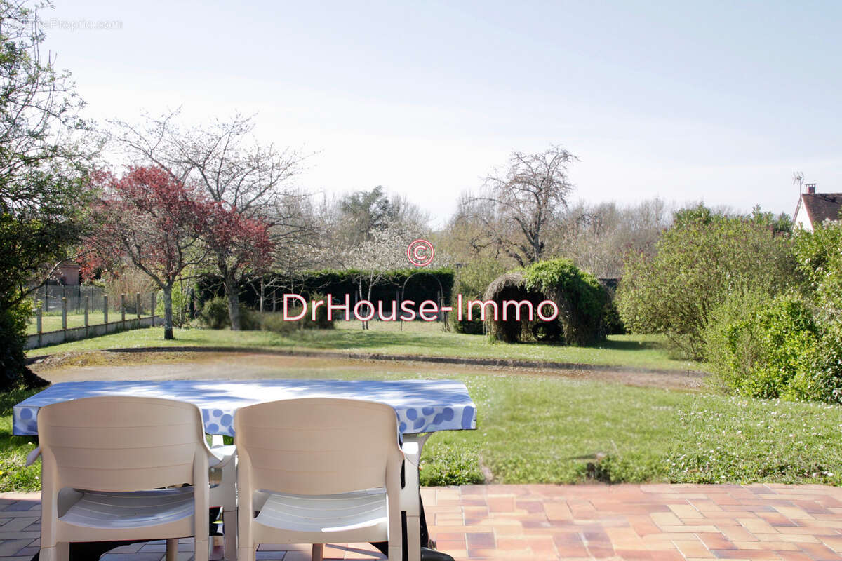 Maison à FERRIERES-EN-GATINAIS