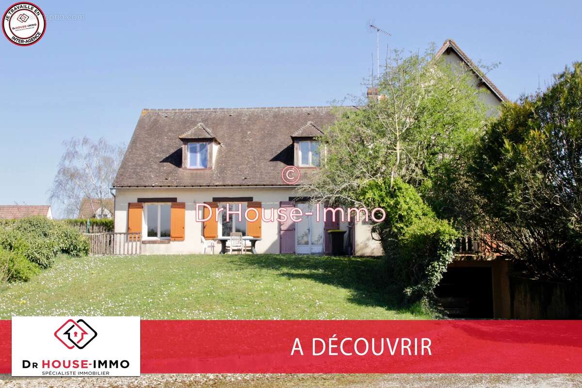 Maison à FERRIERES-EN-GATINAIS