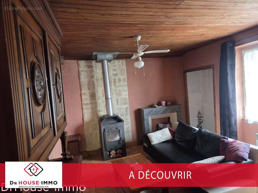 Maison à SAINT-JEAN-D&#039;ANGELY