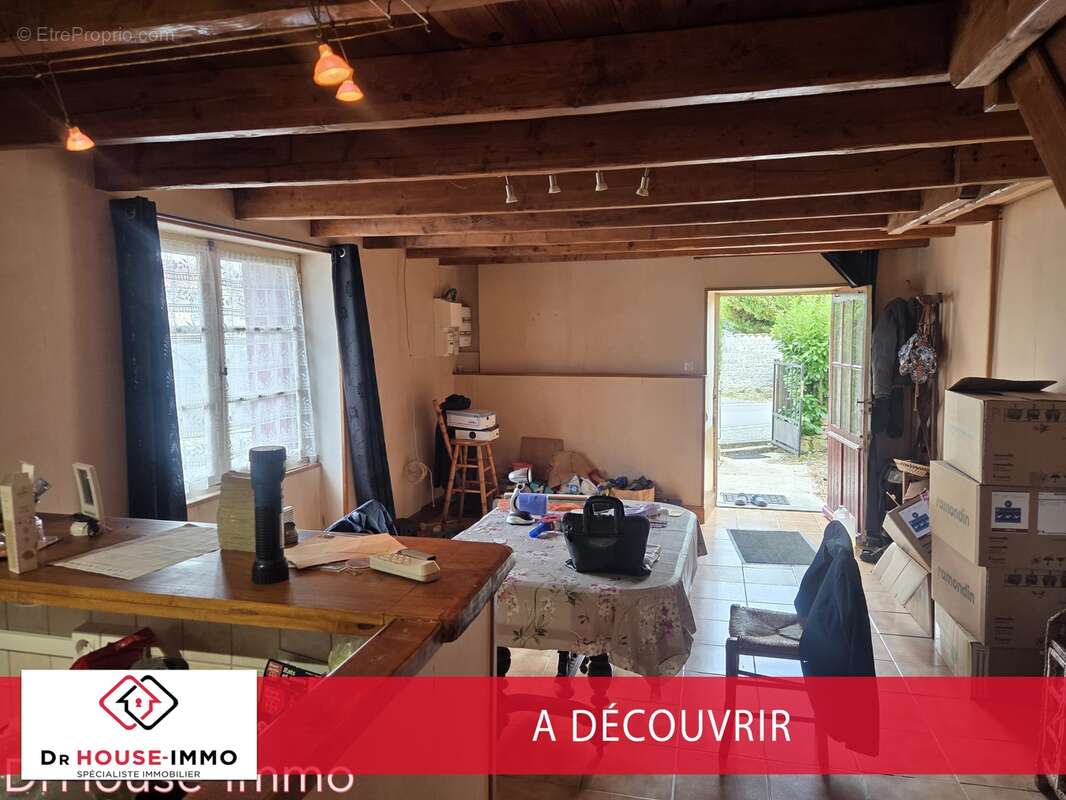 Maison à SAINT-JEAN-D&#039;ANGELY