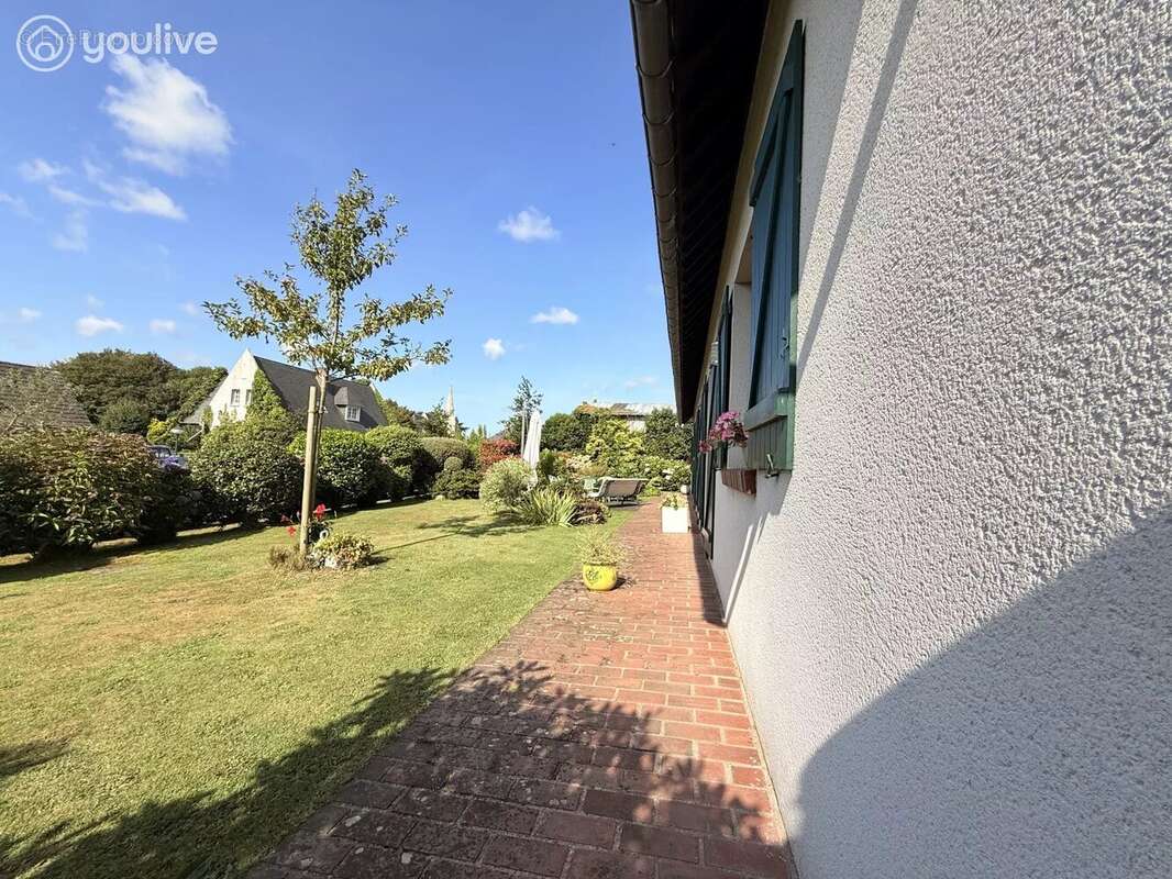 Maison à ANGERVILLE-LA-MARTEL