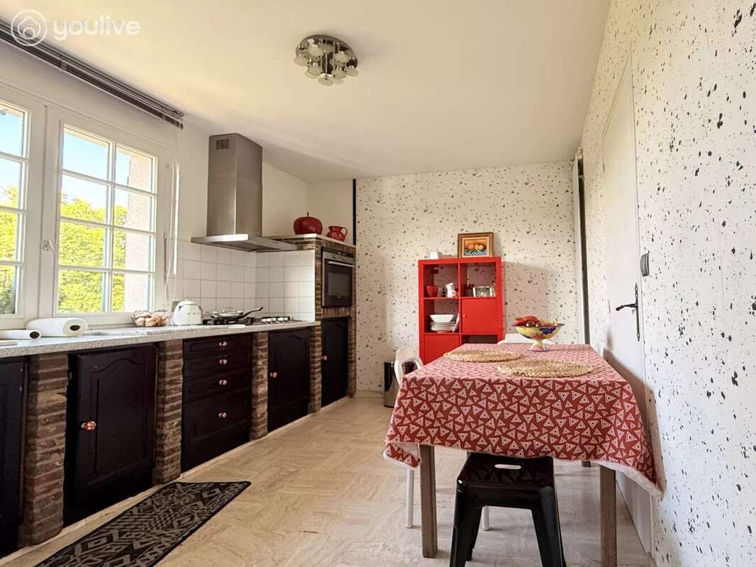 Maison à ANGERVILLE-LA-MARTEL