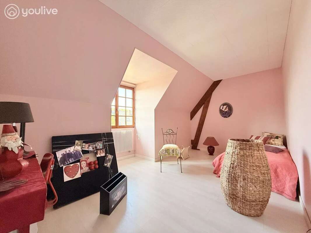 Maison à ANGERVILLE-LA-MARTEL