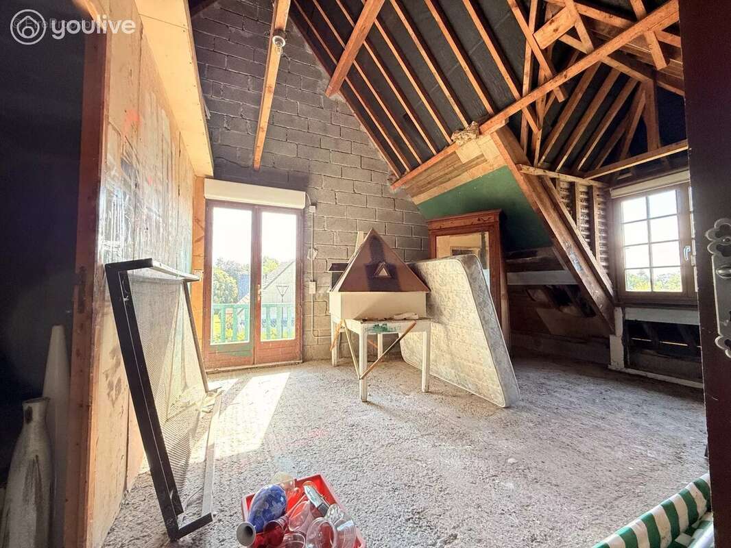 Maison à ANGERVILLE-LA-MARTEL