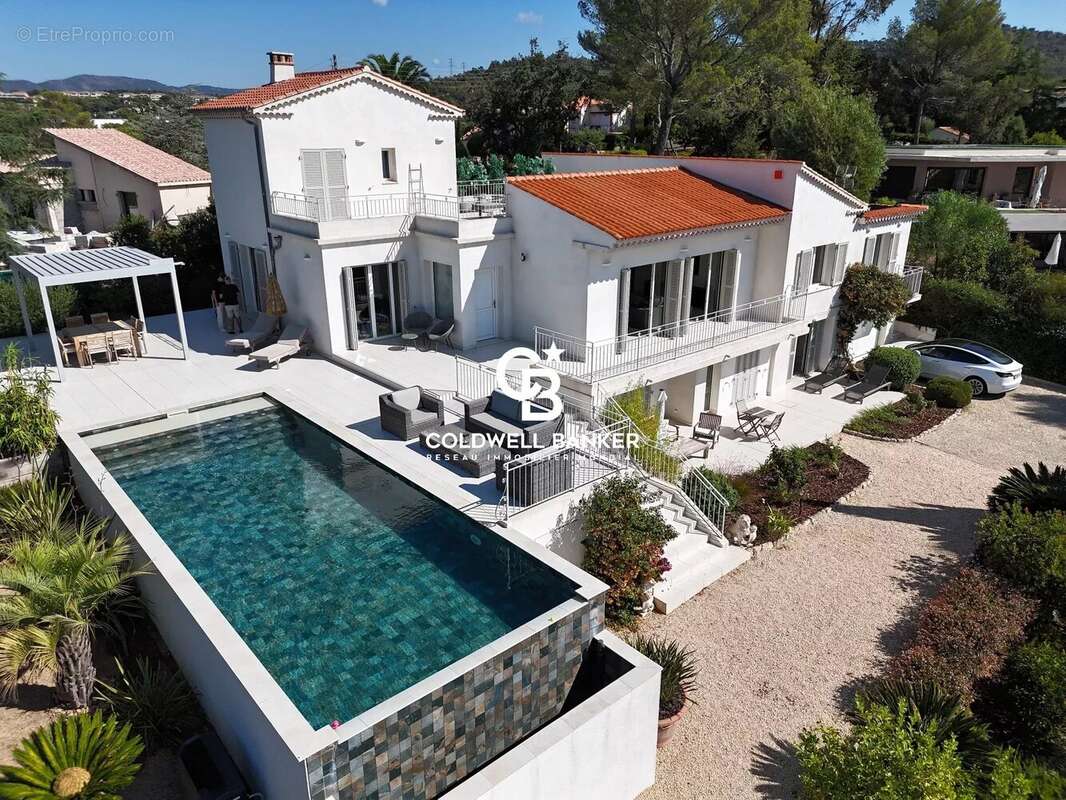 Maison à SAINT-RAPHAEL