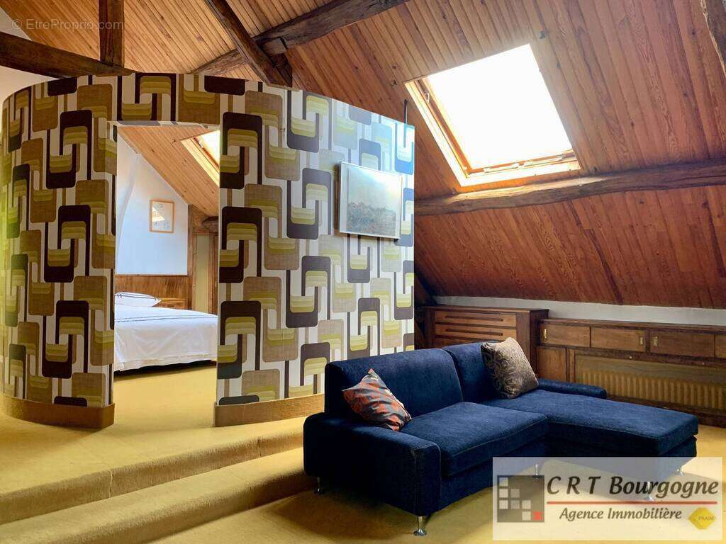 Maison à VILLIERS-SAINT-BENOIT