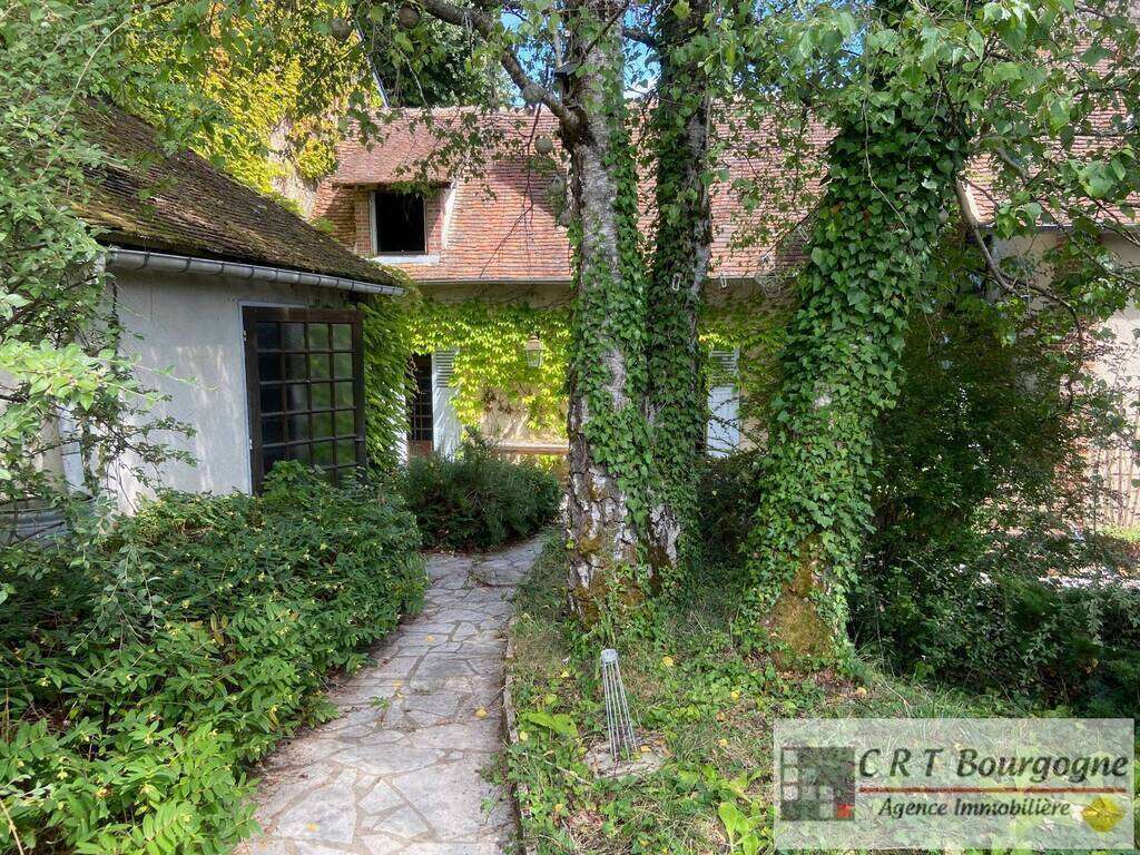 Maison à VILLIERS-SAINT-BENOIT