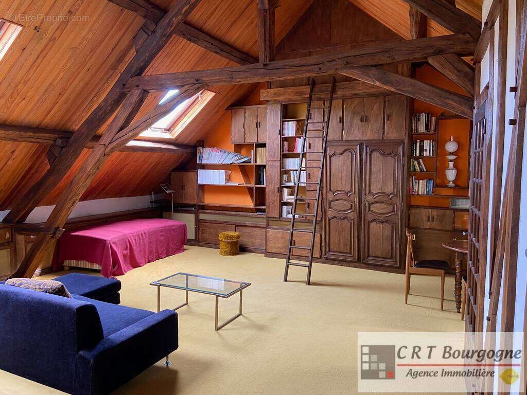 Maison à VILLIERS-SAINT-BENOIT