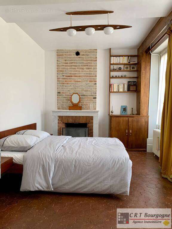 Maison à VILLIERS-SAINT-BENOIT