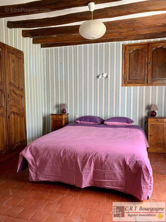 Maison à VILLIERS-SAINT-BENOIT