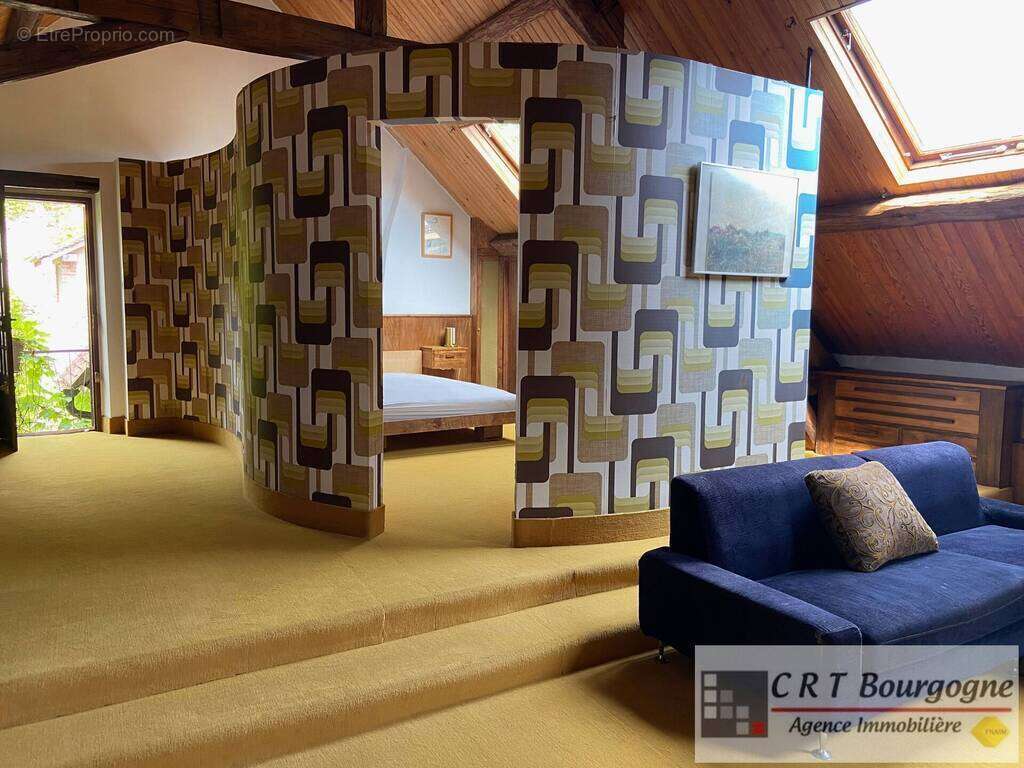 Maison à VILLIERS-SAINT-BENOIT