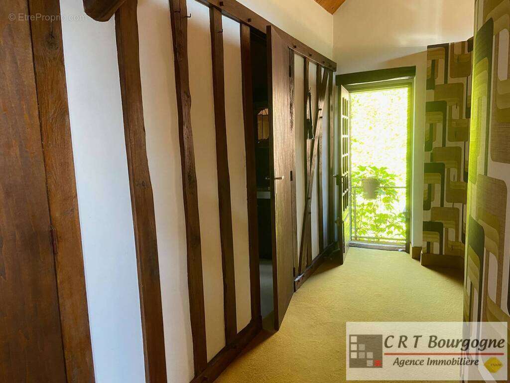 Maison à VILLIERS-SAINT-BENOIT