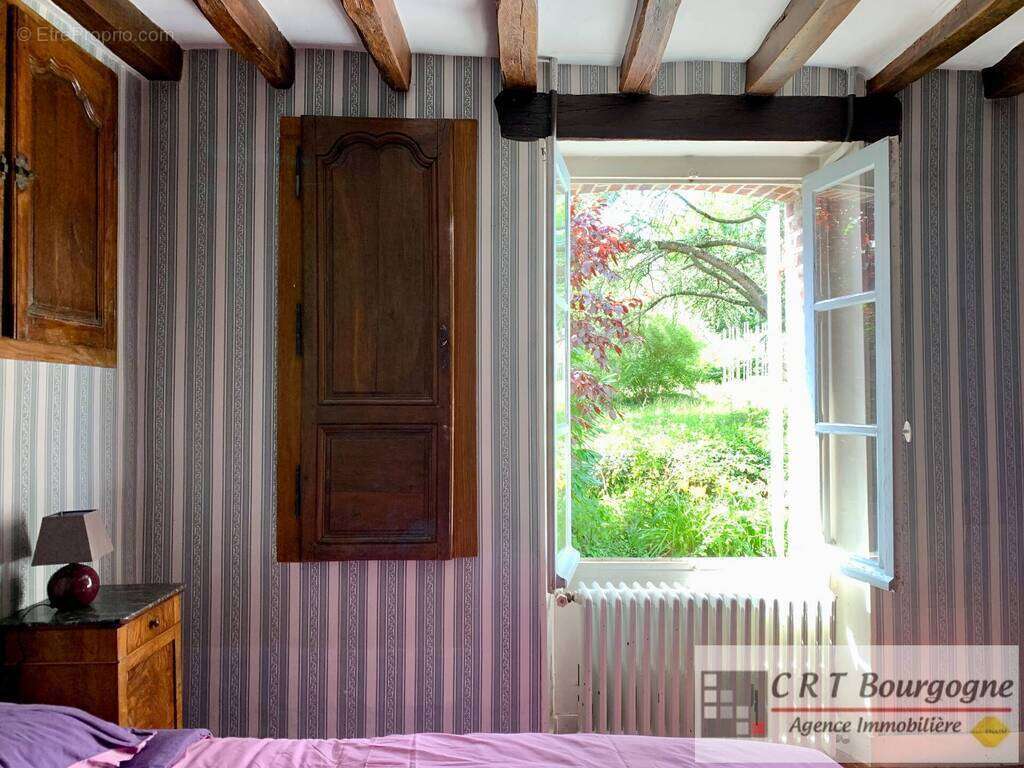 Maison à VILLIERS-SAINT-BENOIT